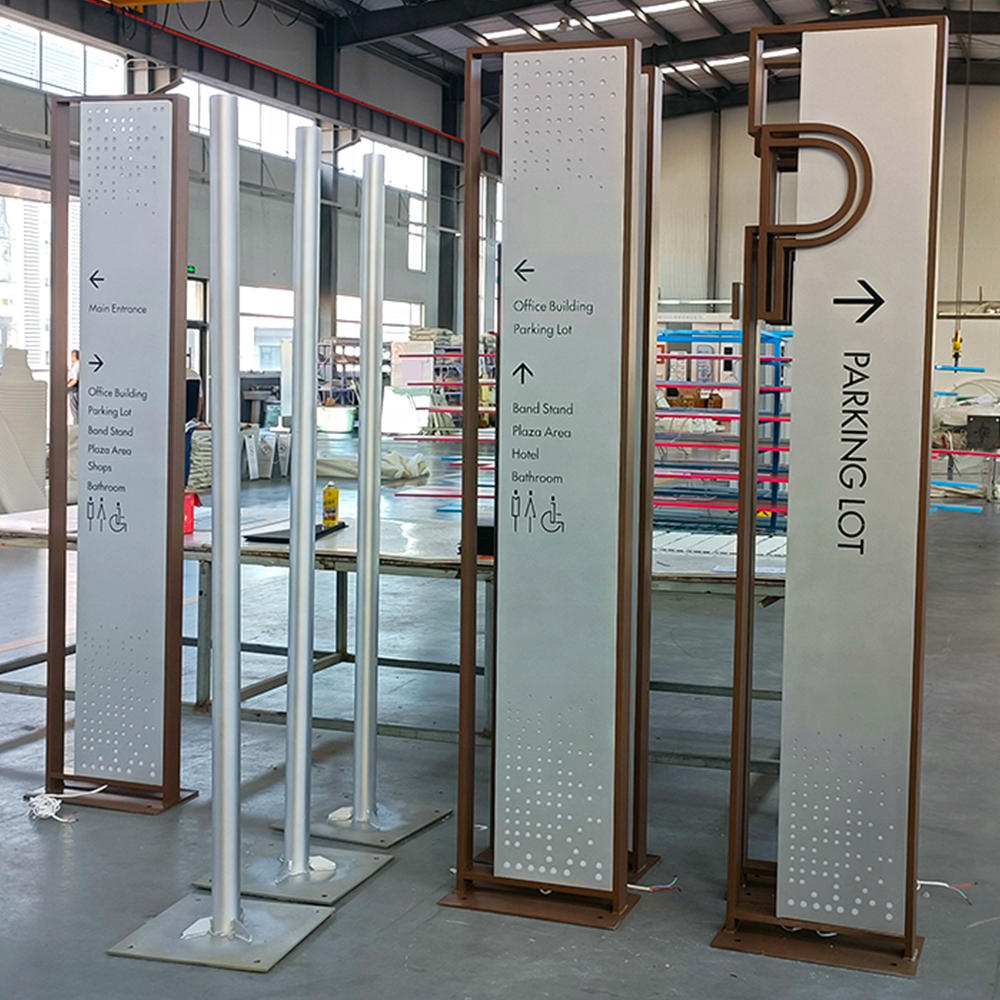 Shopping-mall parking wayfinding