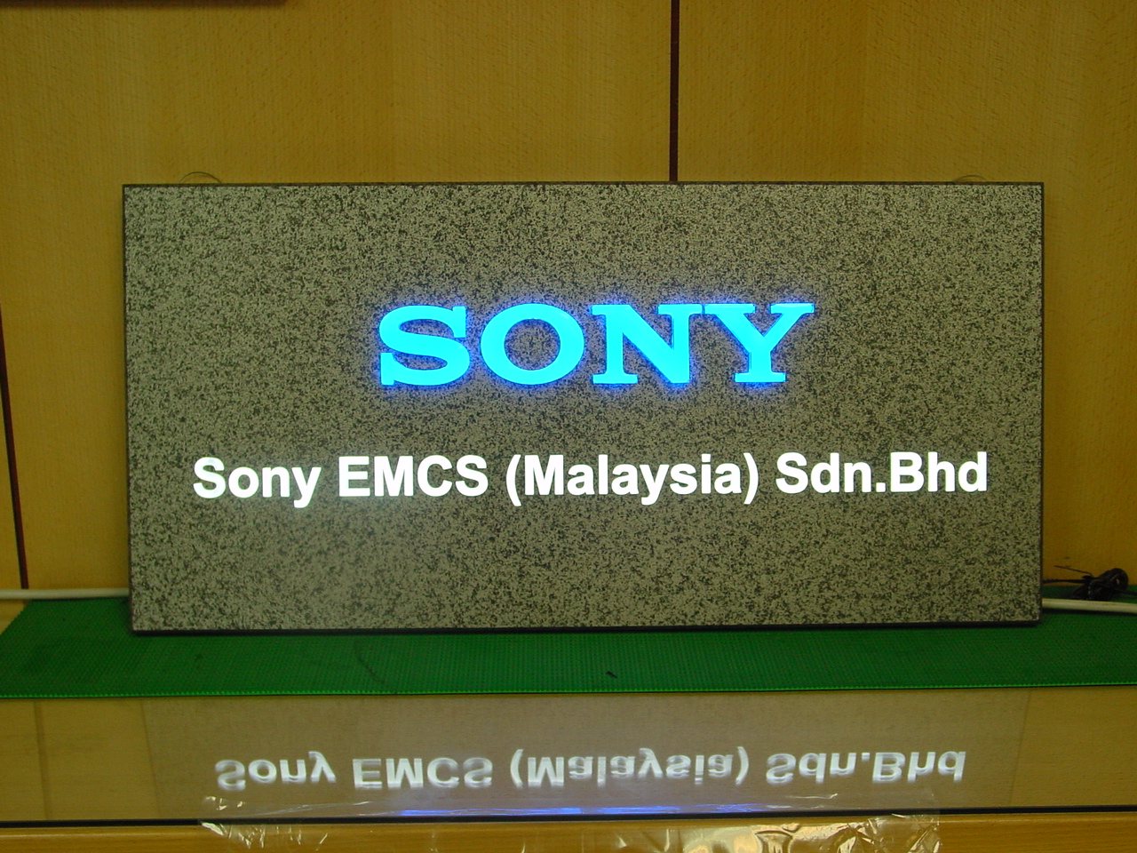 Sony — frameless raised letters