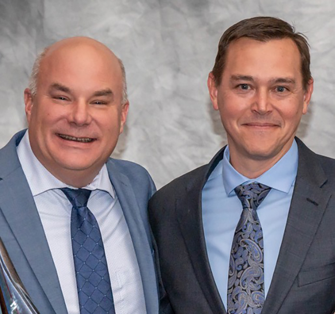 FASTSIGNS Franchise Owners Jeff Parsons and Wes Snyder Named 2023 Franchisees of the Year by IFA: A Testament to Excellence in Leadership and Commitment to Community缩略图