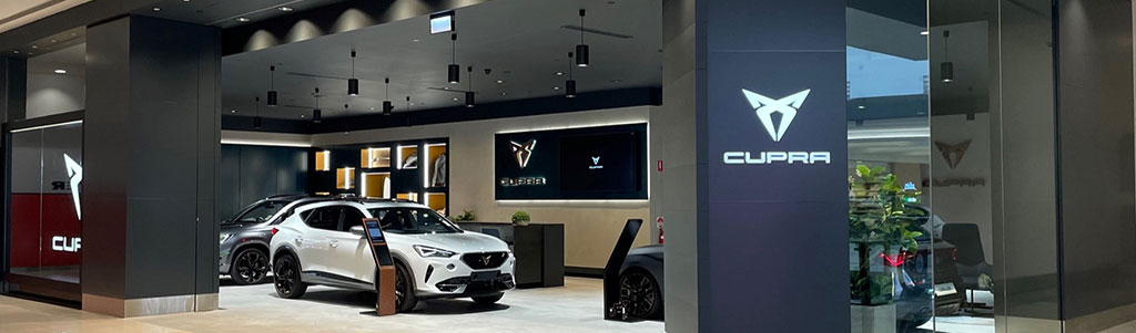 CUPRA Partners with Philips to Revolutionize Car Showroom Experience in Munich with Digital Signage缩略图