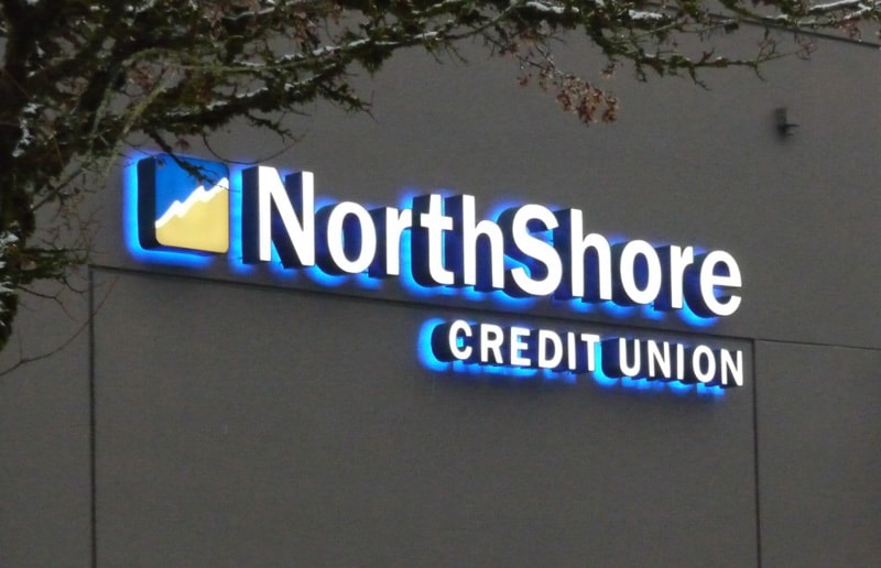 front-backlit-channel-letters-credit-union-bank