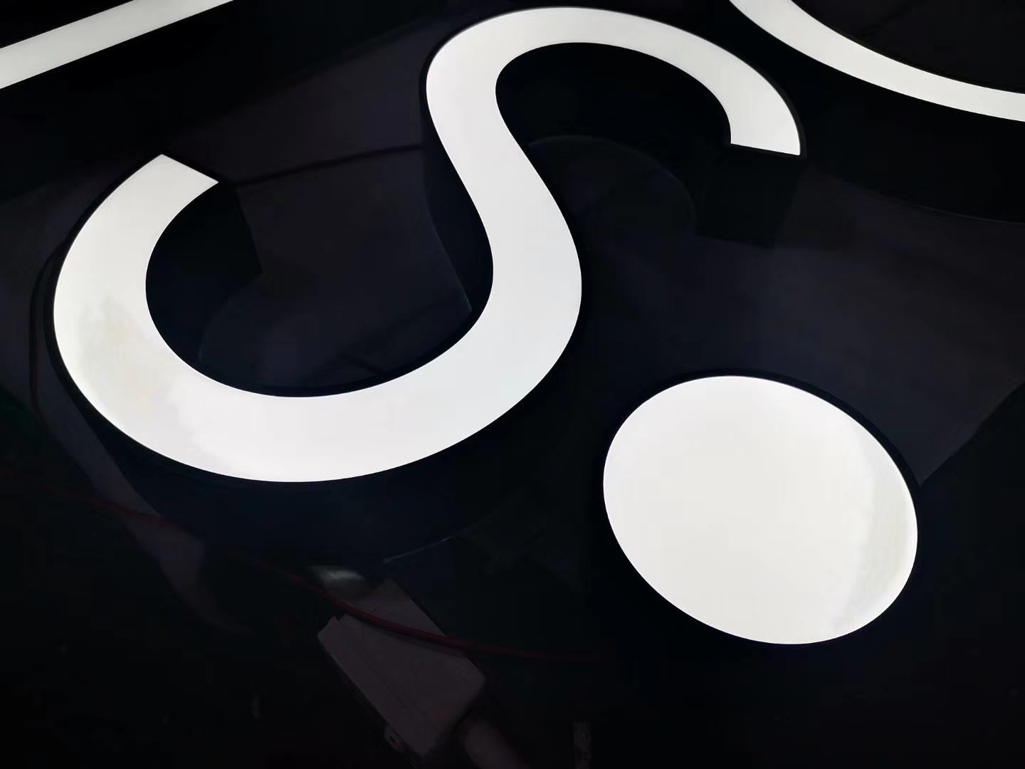 Premium Fabricated Stainless Steel (SS) Channel Letters – Durable, Elegant, and Customizable插图